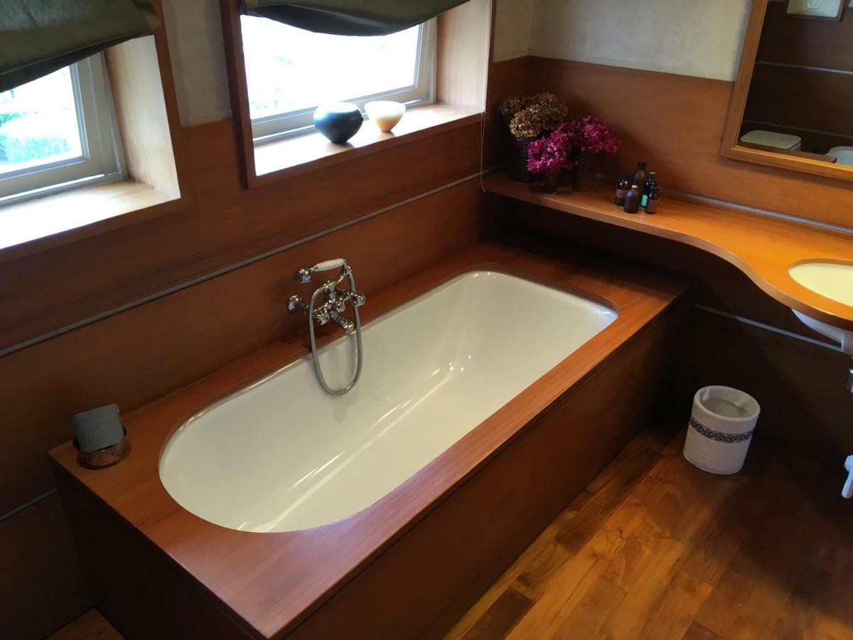 King Suite Sea View